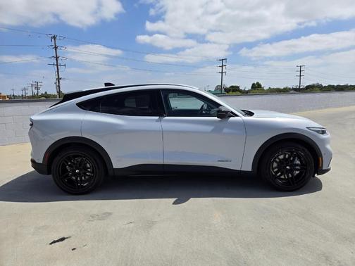 White Metallic 2023 Ford Mustang Mach-E Select