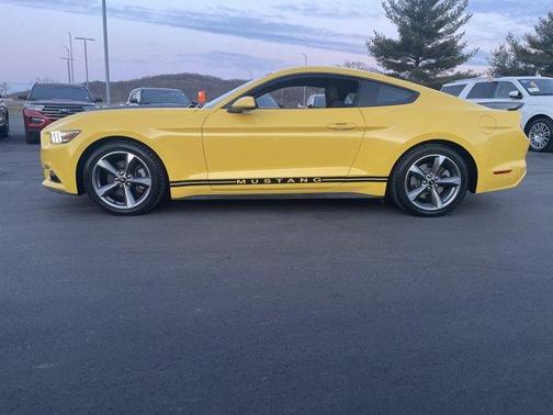 2015 Ford Mustang EcoBoost Premium