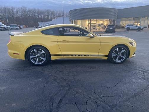 2015 Ford Mustang 
