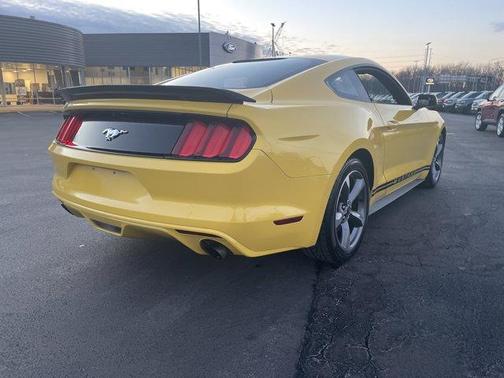 2015 Ford Mustang 