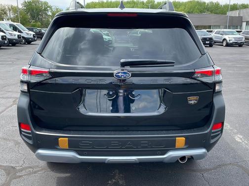 Crystal Black Silica 2026 Subaru Forester Wilderness