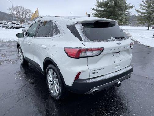 2022 Ford Escape Titanium