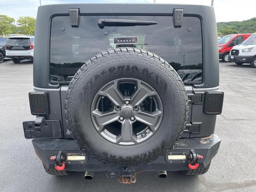 Granite Crystal Clearcoat Metallic 2017 Jeep Wrangler Unlimited Sport