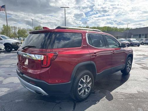 2023 GMC Acadia SLE