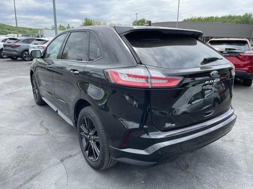 2024 Ford Edge ST Line