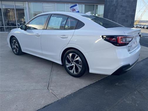 Crystal White Pearl 2025 Subaru Legacy Premium