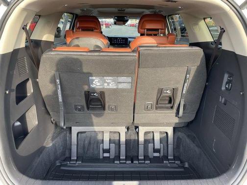 2024 Kia Carnival SX Prestige