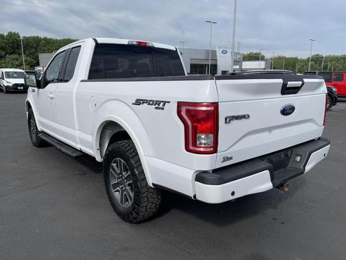 Oxford White 2017 Ford F-150 XLT