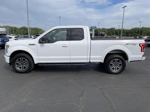 Oxford White 2017 Ford F-150 XLT