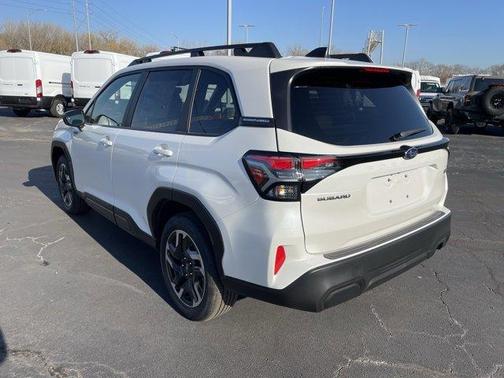 2025 Subaru Forester Hybrid Premium