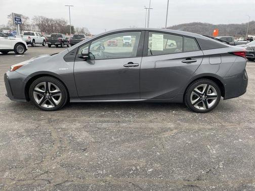 2019 Toyota Prius XLE