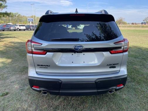 2025 Subaru Ascent Onyx Edition Touring