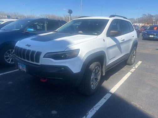 Bright White Clearcoat 2020 Jeep Cherokee Trailhawk