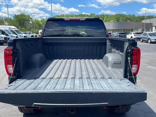 Onyx Black 2020 GMC Sierra 1500 Elevation