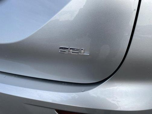 2023 Mitsubishi Outlander SEL