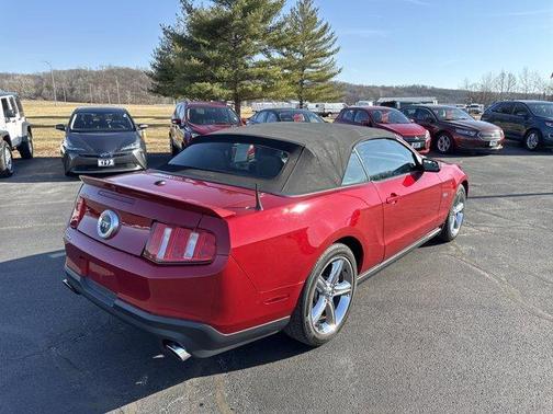 2011 Ford Mustang GT Premium