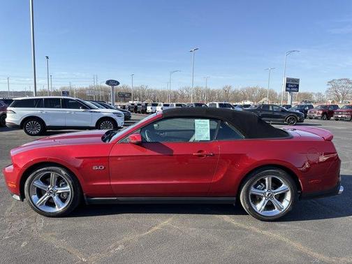 2011 Ford Mustang GT Premium