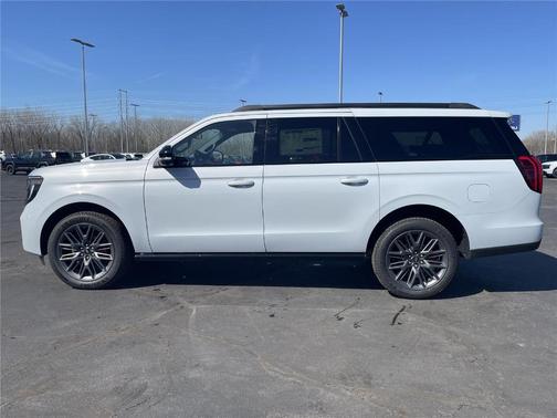 Space Silver 2025 Ford Expedition Max Platinum