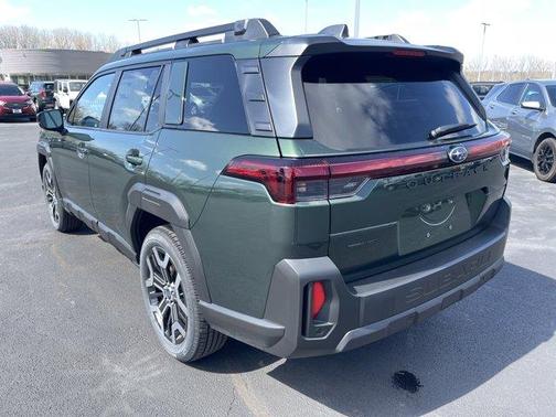 Deep Emerald Green 2026 Subaru Outback Touring XT