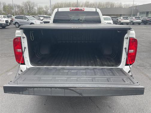 Summit White 2022 Chevrolet Colorado WT