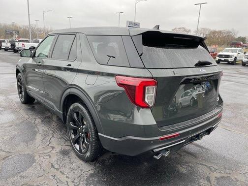 2022 Ford Explorer ST