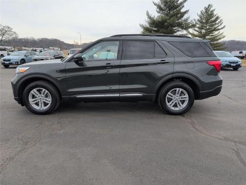 Green 2024 Ford Explorer XLT