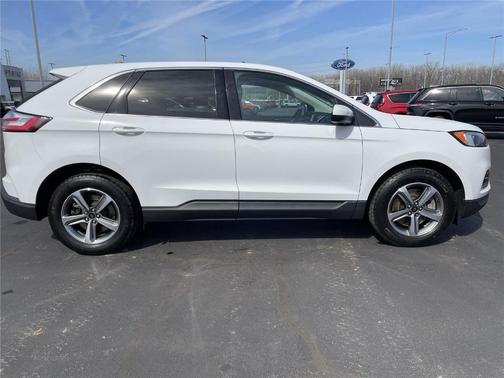Oxford White 2024 Ford Edge SEL