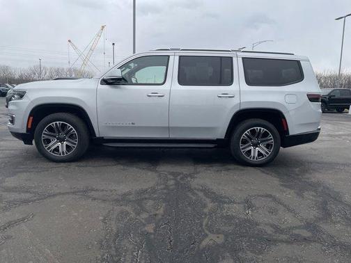 2022 Jeep Wagoneer Series III