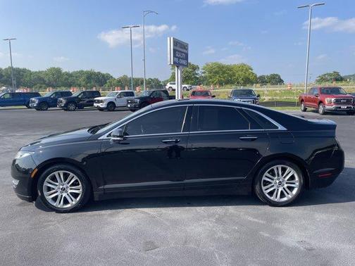 2016 Lincoln MKZ Base