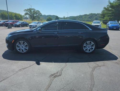 2016 Lincoln MKZ Base