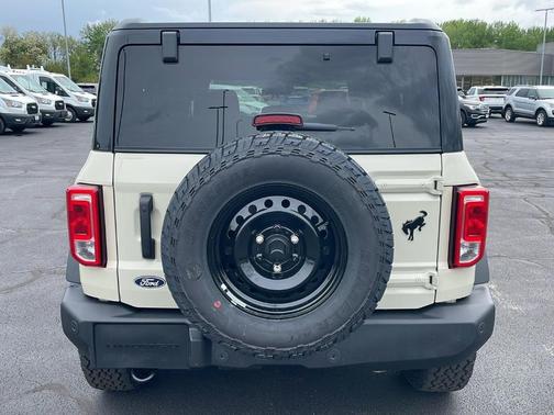 Tan 2026 Ford Bronco Big Bend