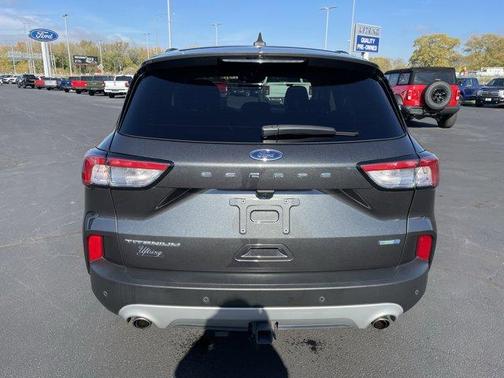 2020 Ford Escape Titanium