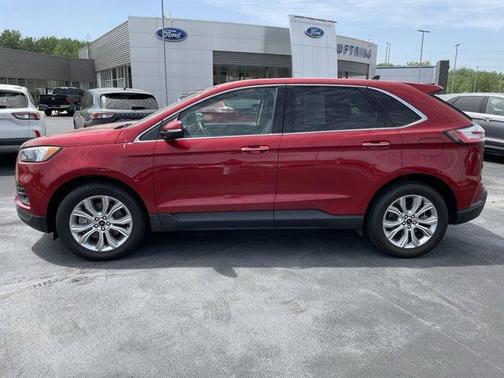 2023 Ford Edge Titanium