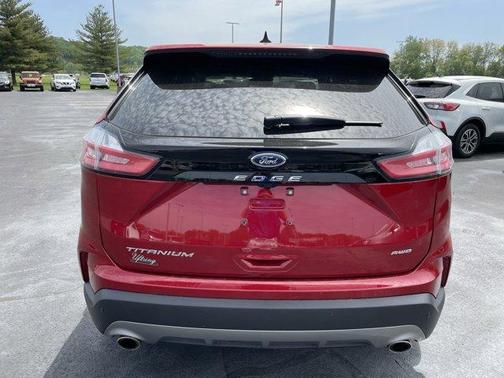 2023 Ford Edge Titanium