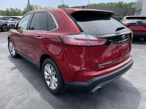 2023 Ford Edge Titanium