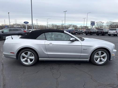 2013 Ford Mustang GT Premium