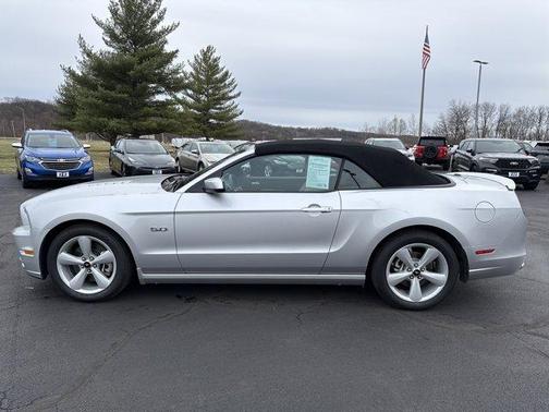 2013 Ford Mustang GT Premium