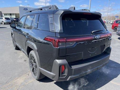 Crystal Black Silica 2026 Subaru Outback Limited XT