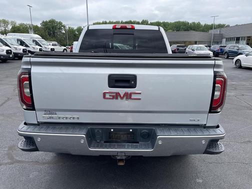 Quicksilver Metallic 2018 GMC Sierra 1500 SLT