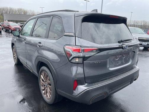 Magnetite Gray Metallic 2026 Subaru Forester Sport