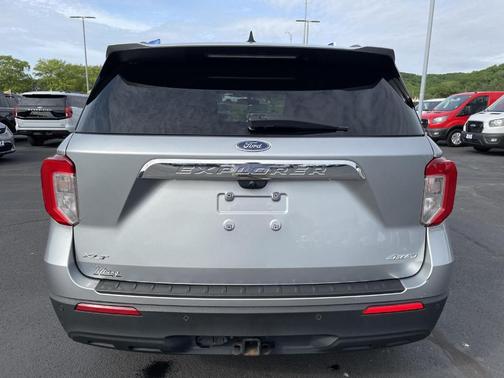 Iconic Silver 2022 Ford Explorer XLT