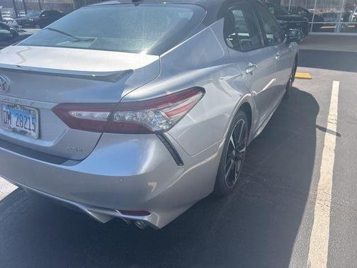 Celestial Silver / Midnight Black Metallic 2018 Toyota Camry XSE