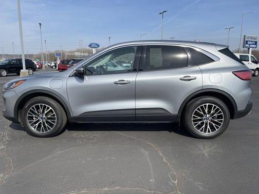 Iconic Silver Metallic 2021 Ford Escape PHEV SE