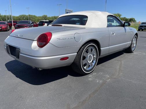 2005 Ford Thunderbird Deluxe
