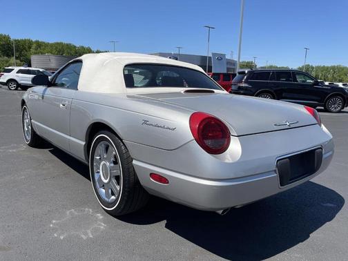 2005 Ford Thunderbird Deluxe