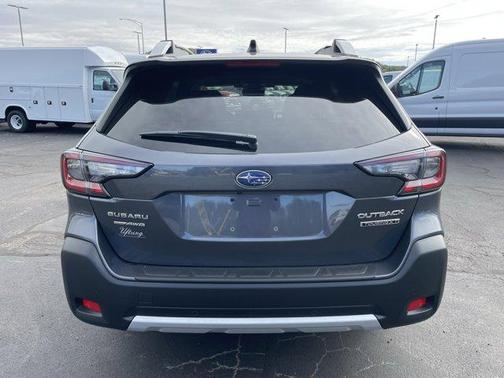 2025 Subaru Outback Touring XT