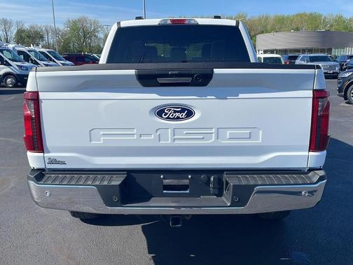 Oxford White 2024 Ford F-150 XLT