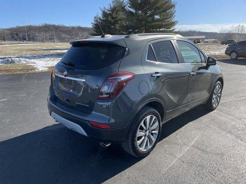Photo 5 of 23 of 2017 Buick Encore Preferred