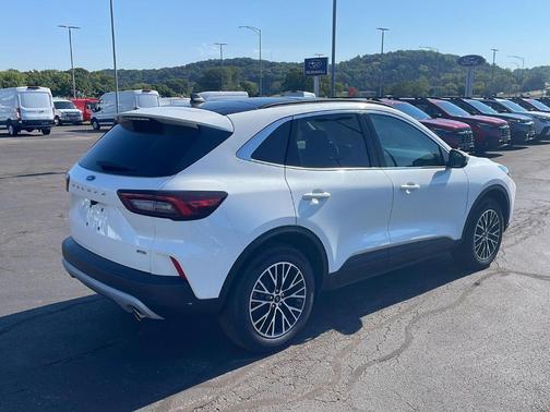 Star White 2025 Ford Escape PHEV