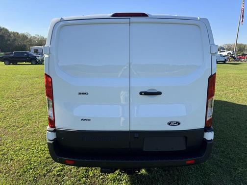 Oxford White 2027 Ford Transit-250 T-250 130 LOW RF 9150 GVWR